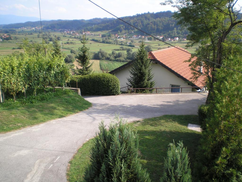 Apartments Country House Stipica Tuheljske Toplice Exteriör bild